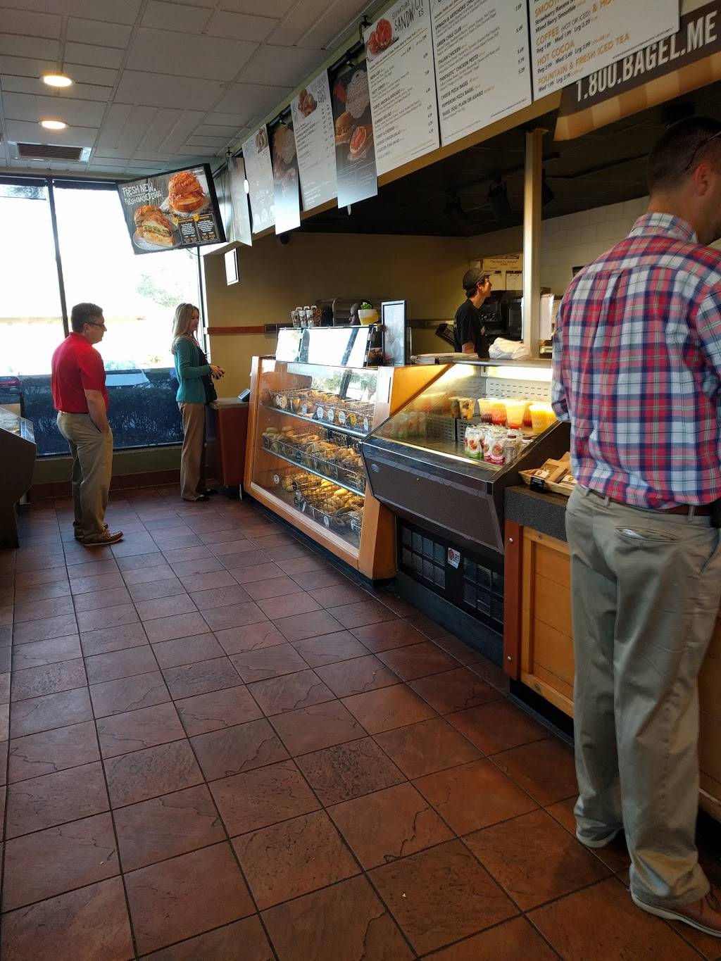 Einstein Bros. Bagels | bakery | 2817 Edgewater Dr, Orlando, FL 32804, USA | 4074259911 OR +1 407-425-9911