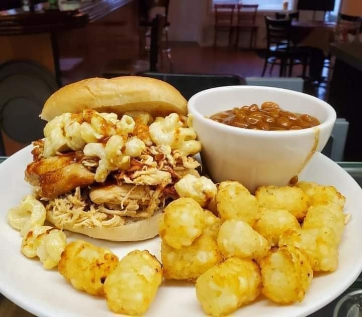 Angry Charlies Smokehouse & BBQ | restaurant | 341 Ellicott St, Batavia, NY 14020, USA | 5856644687 OR +1 585-664-4687