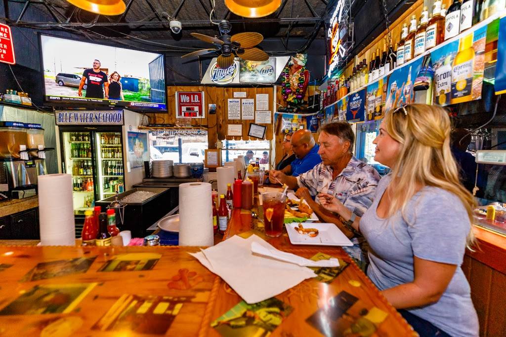 Bluewater Seafood - Champions | restaurant | 6107 Farm to Market 1960 Rd W, Houston, TX 77069, USA | 2818959222 OR +1 281-895-9222