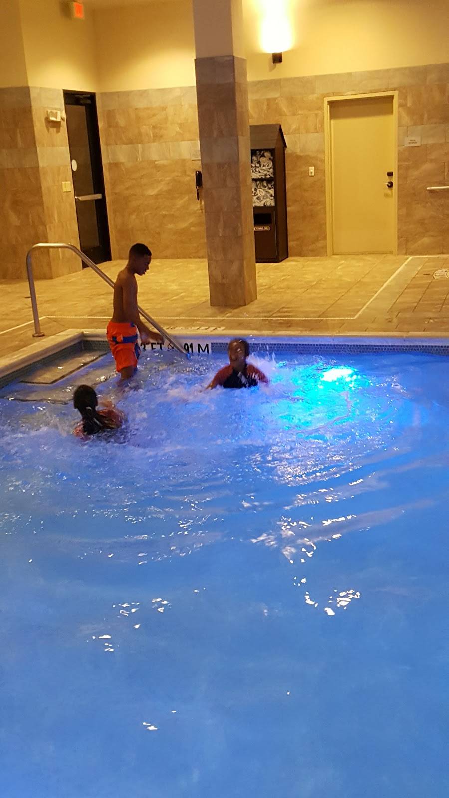 Embassy Suites Hotel & Richard M Wiggins Conference Center | cafe | 4760 Lake Valley Dr, Fayetteville, NC 28303, USA | 9108263600 OR +1 910-826-3600