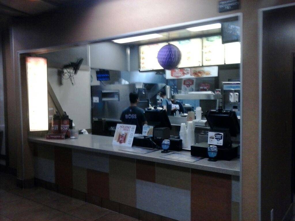Jack in the Box | restaurant | 8134 Sierra Ave, Fontana, CA 92335, USA | 9094270109 OR +1 909-427-0109