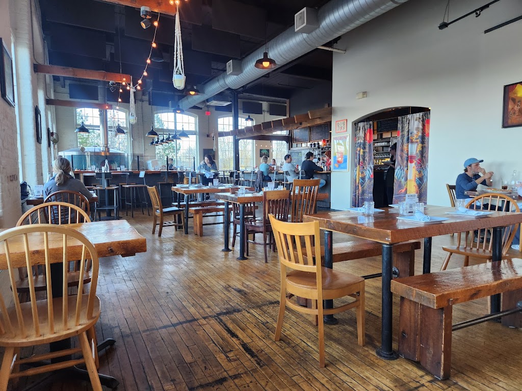 Nomad Maine | restaurant | 14 Maine St, Brunswick, ME 04011, USA | 2077073050 OR +1 207-707-3050