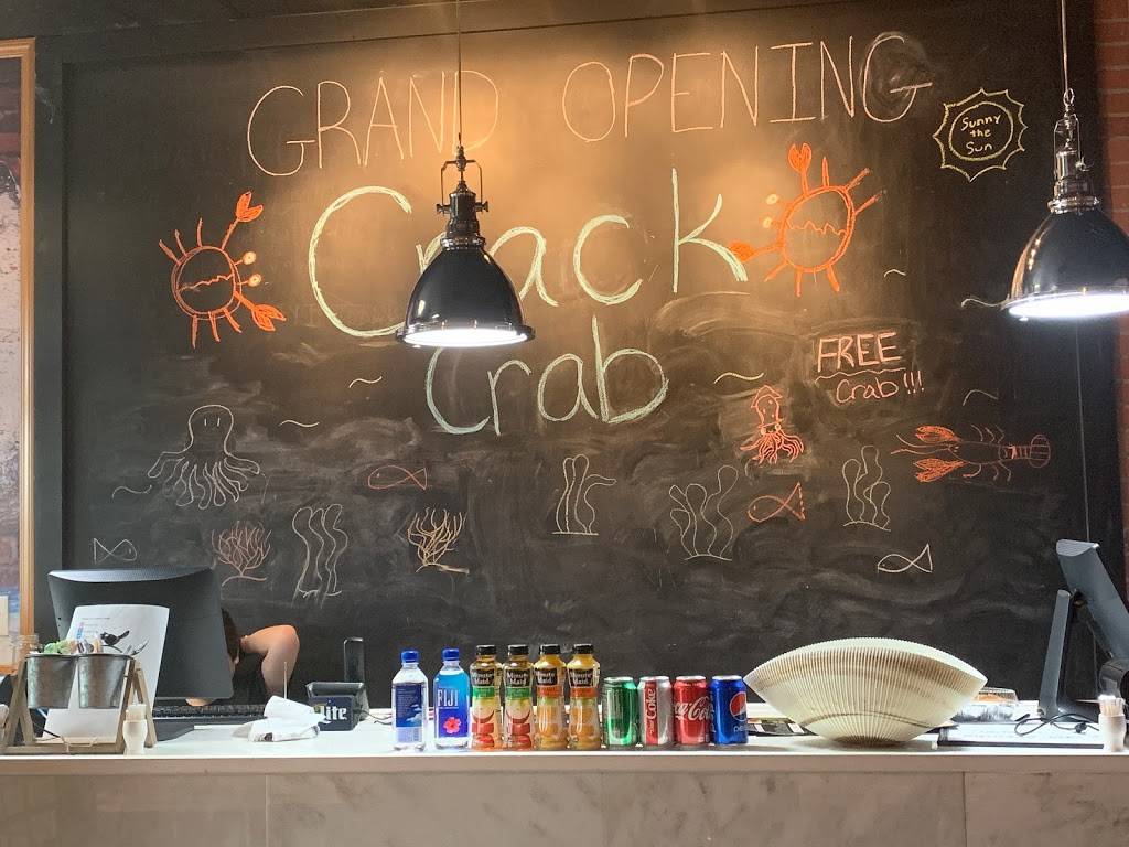 Crack Crab | restaurant | 2461 Grant Ave, Philadelphia, PA 19114, USA | 2155529999 OR +1 215-552-9999