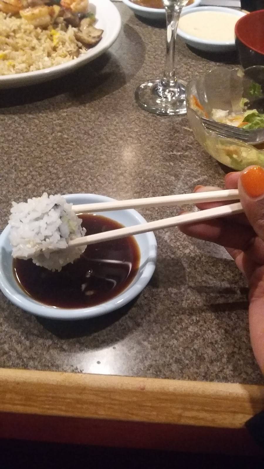 Akira Sushi and Hibachi | restaurant | 6025 Kruse Dr, Solon, OH 44139, USA | 4403496850 OR +1 440-349-6850