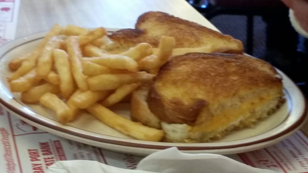 Peking City | restaurant | 747 N Beck St, Sebewaing, MI 48759, USA | 9898833106 OR +1 989-883-3106