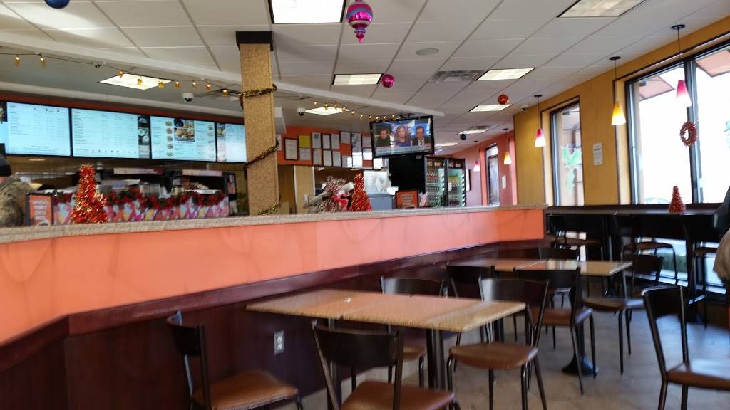 Dunkin | bakery | 31 Main St, Milford, MA 01757, USA | 5084737032 OR +1 508-473-7032