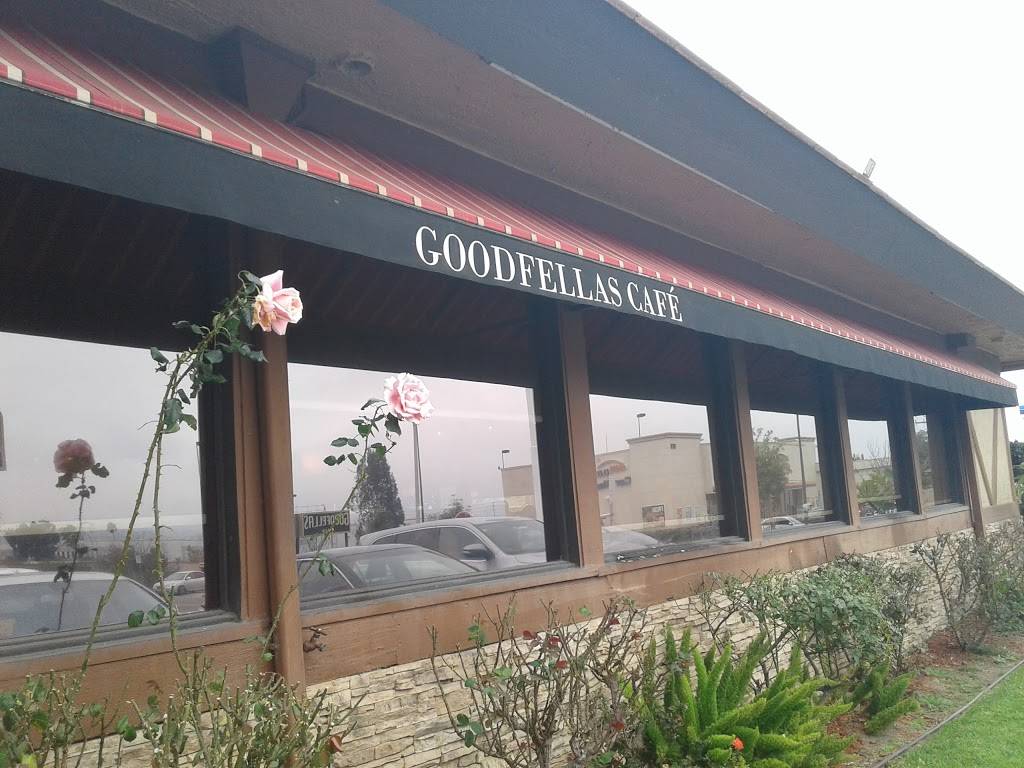 Goodfellas Cafe | cafe | 1090 Pomona Rd, Corona, CA 92882, USA | 9513401130 OR +1 951-340-1130
