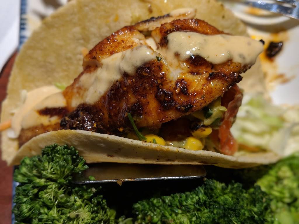 Red Lobster | restaurant | 2696 S Dirksen Pkwy, Springfield, IL 62703, USA | 2175296900 OR +1 217-529-6900