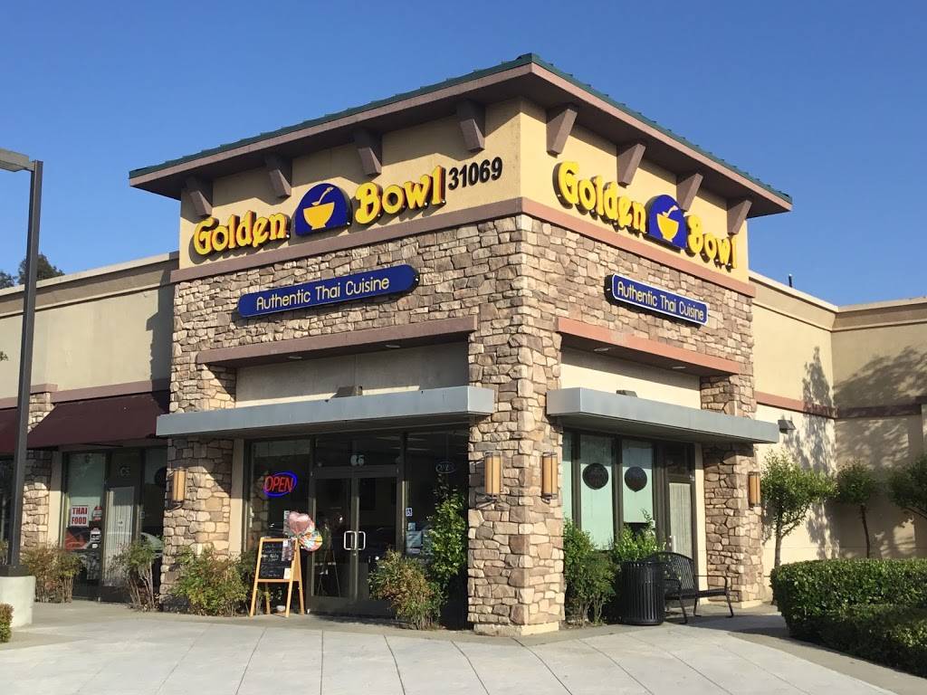 Golden Bowl | restaurant | 31069 Temecula Pkwy, Temecula, CA 92592, USA | 9513032835 OR +1 951-303-2835