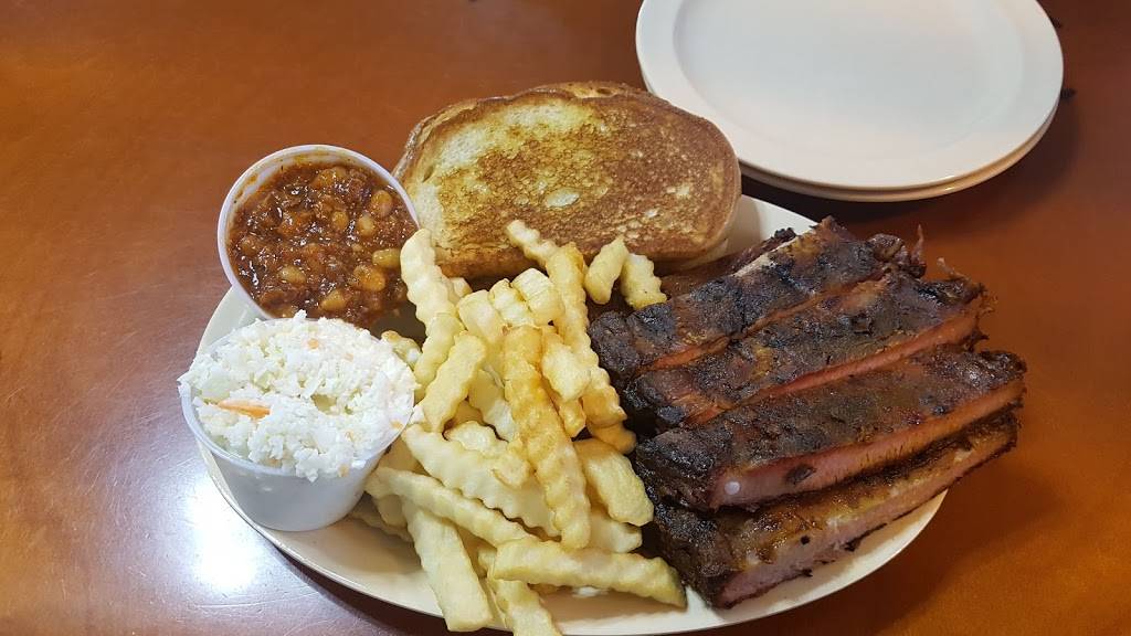 Fat Boys Bar-B-Q | restaurant | 1606 W Vine St, Kissimmee, FL 34741, USA | 4078477098 OR +1 407-847-7098