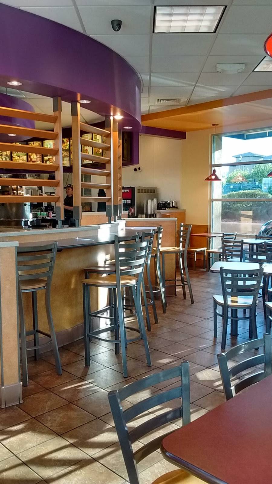 Taco Bell | meal takeaway | 10287 W Charleston Blvd, Las Vegas, NV 89135, USA | 7022407526 OR +1 702-240-7526