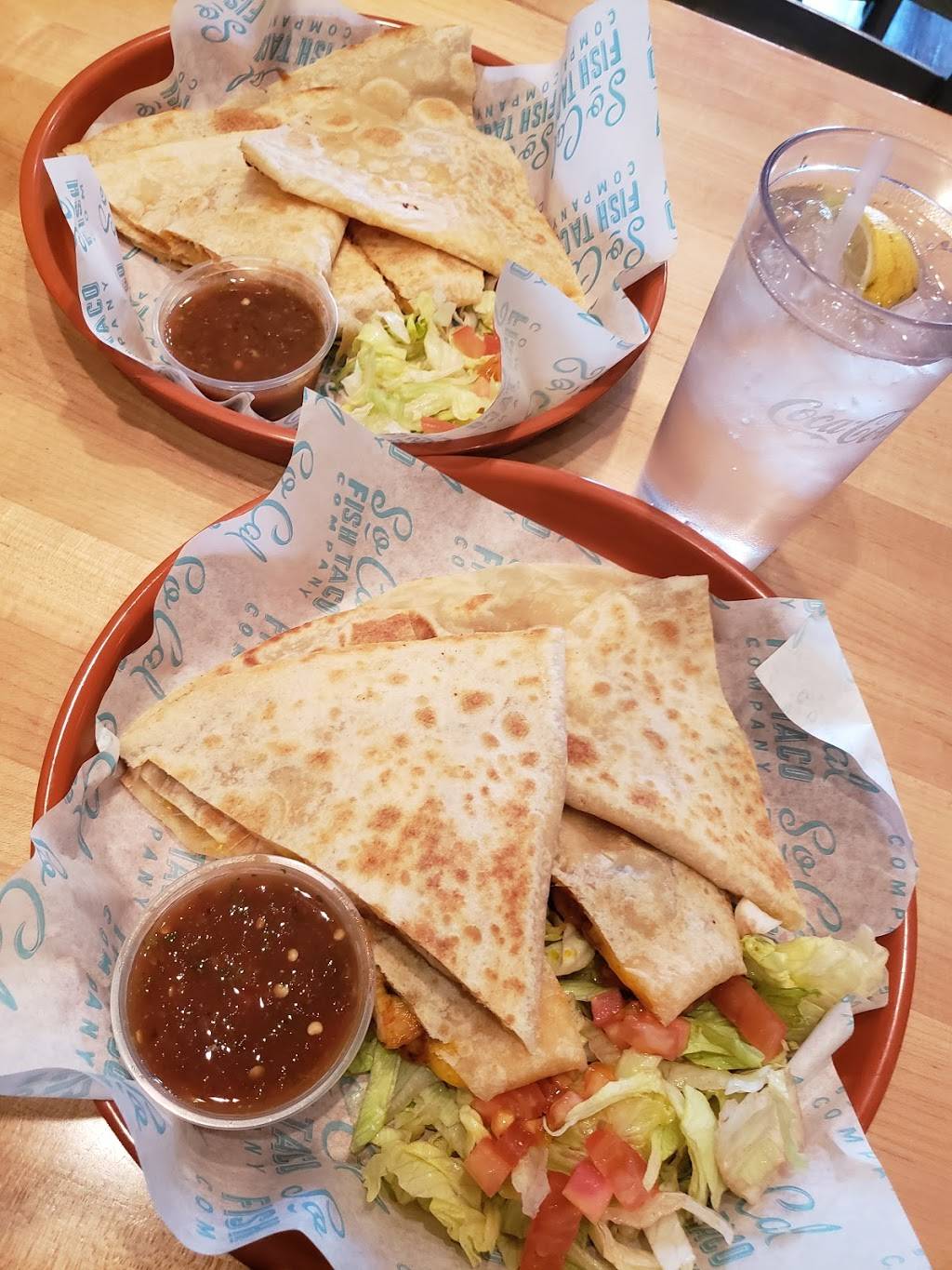 SoCal Fish Taco Company | restaurant | 219 N Gilbert Rd, Gilbert, AZ 85234, USA | 4808076225 OR +1 480-807-6225