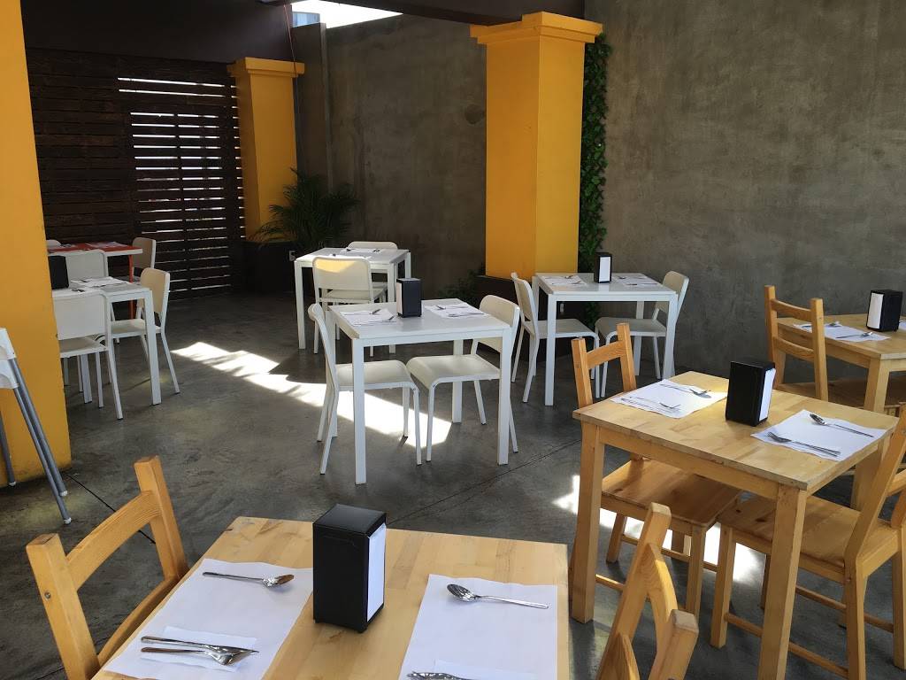 Pollito Chicken | restaurant | Paseo Playas De Tijuana 1188, Playas, Jardines Plays De Tijuana, Jardines Playas de Tijuana, 22500 Tijuana, B.C., Mexico | 016646094540 OR +52 664 609 4540