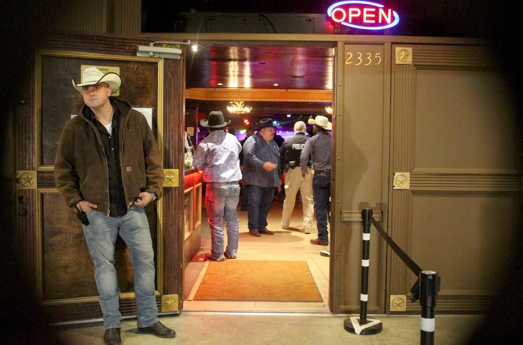 Thirsty Horse Dance Hall & Saloon | restaurant | 2335 NW Military Hwy, San Antonio, TX 78231, USA | 2103481513 OR +1 210-348-1513