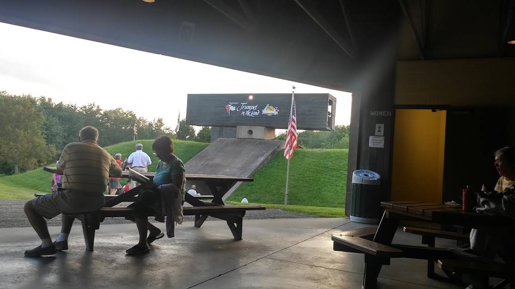 Trumpet In The Land | restaurant | 1600 Trumpet Dr NE, New Philadelphia, OH 44663, USA | 3303645111 OR +1 330-364-5111