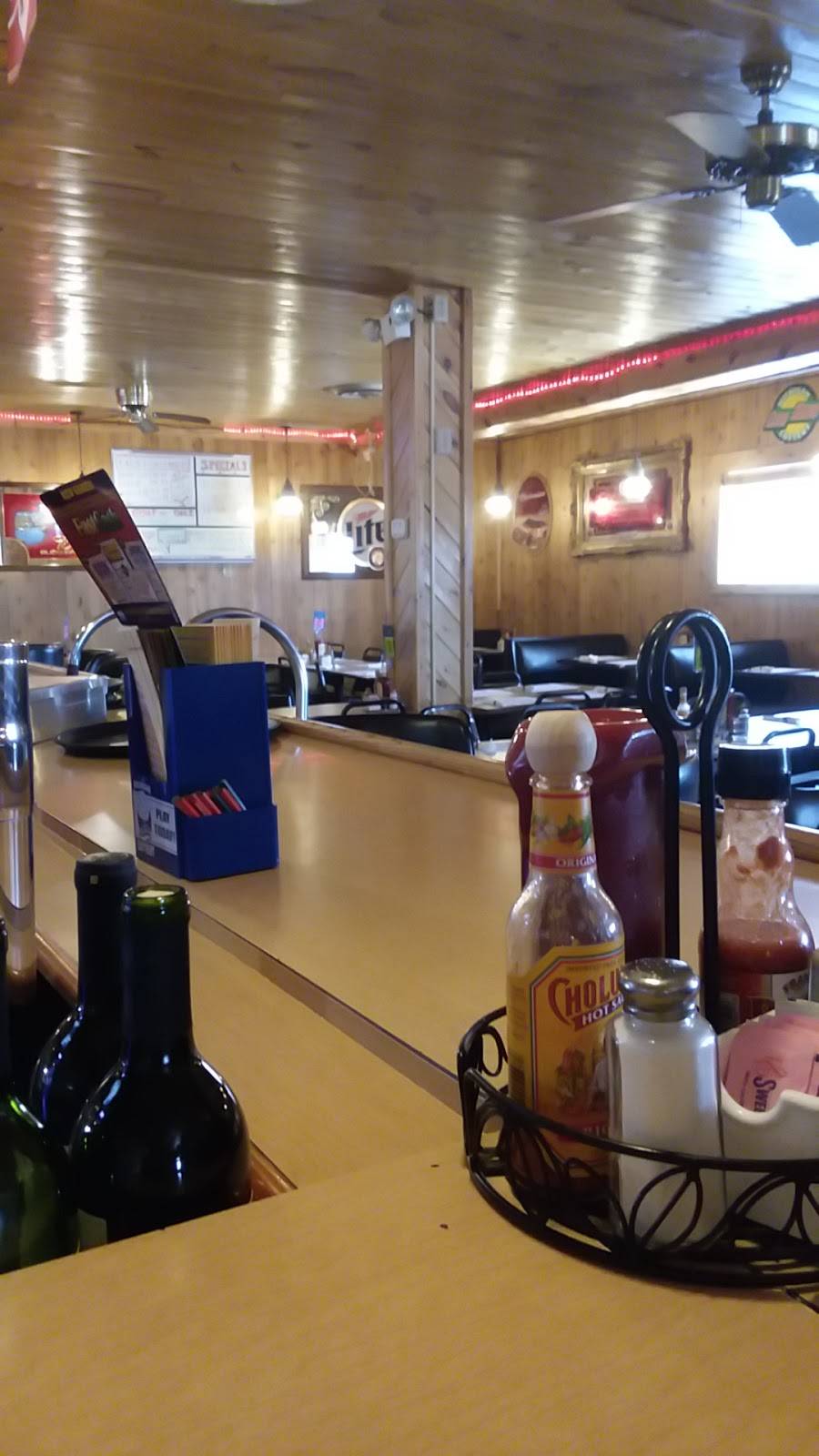 Wayside Bar & Grille | restaurant | 8875 Water St, Montague, MI 49437, USA | 2318936605 OR +1 231-893-6605