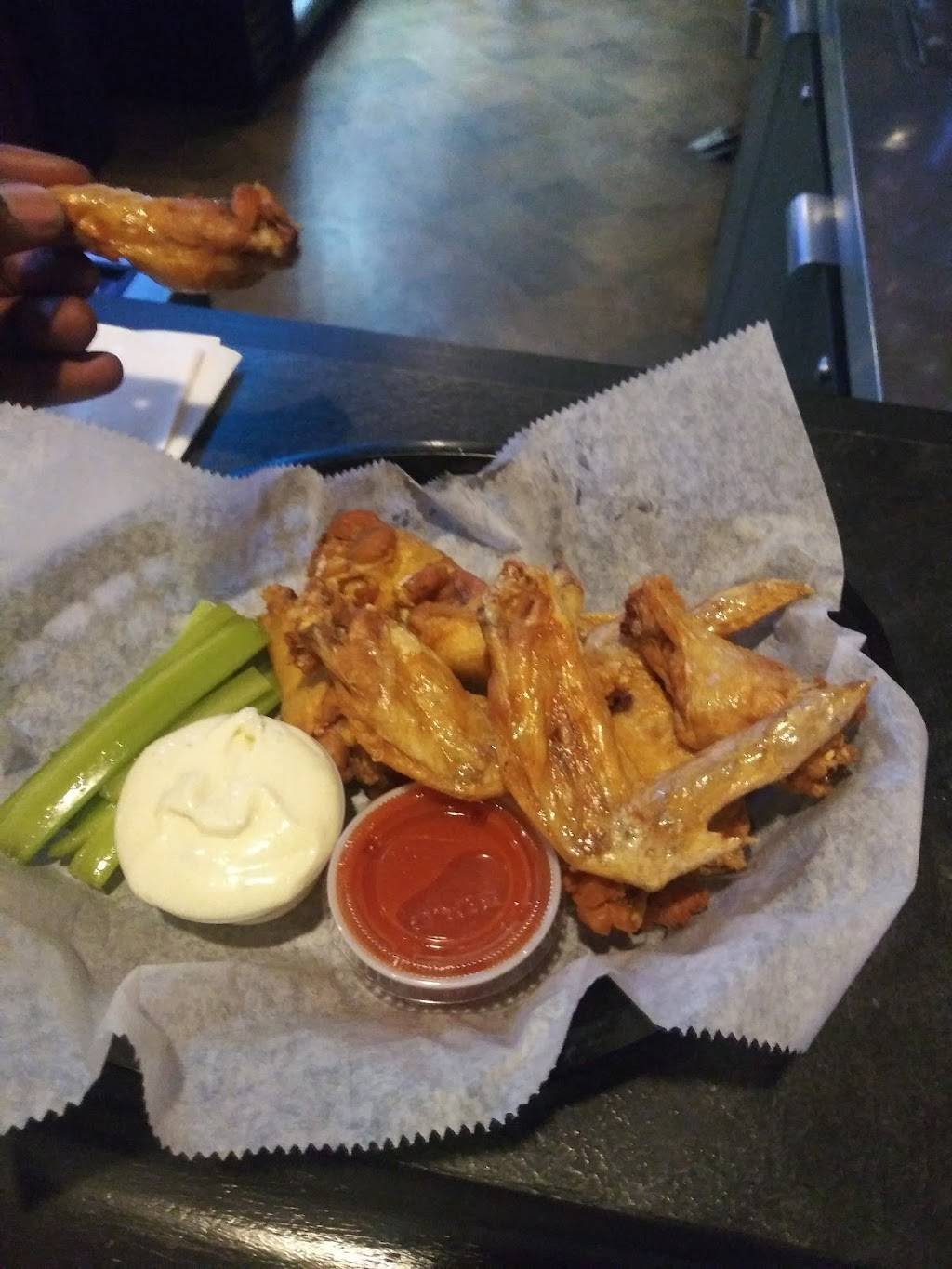 Squirrel Murphys | restaurant | 872 E Street Rd, Warminster, PA 18974, USA | 2159424550 OR +1 215-942-4550