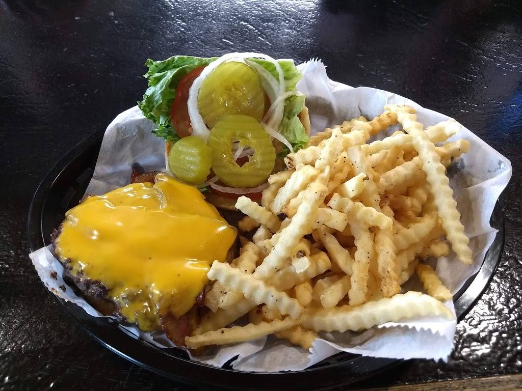 The Dock Bar and Grill | restaurant | 401 Veterans Memorial Hwy, Council Bluffs, IA 51501, USA | 7123661669 OR +1 712-366-1669