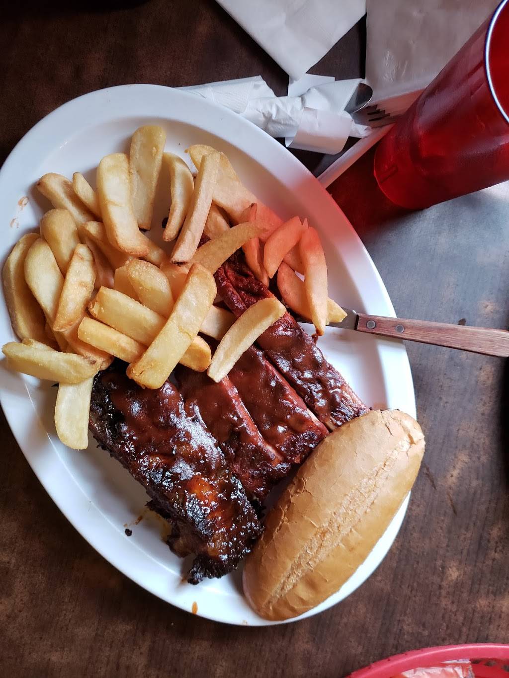 Chris & Pitts BBQ Restaurant | restaurant | 9243 Lakewood Blvd, Downey, CA 90240, USA | 5628699069 OR +1 562-869-9069