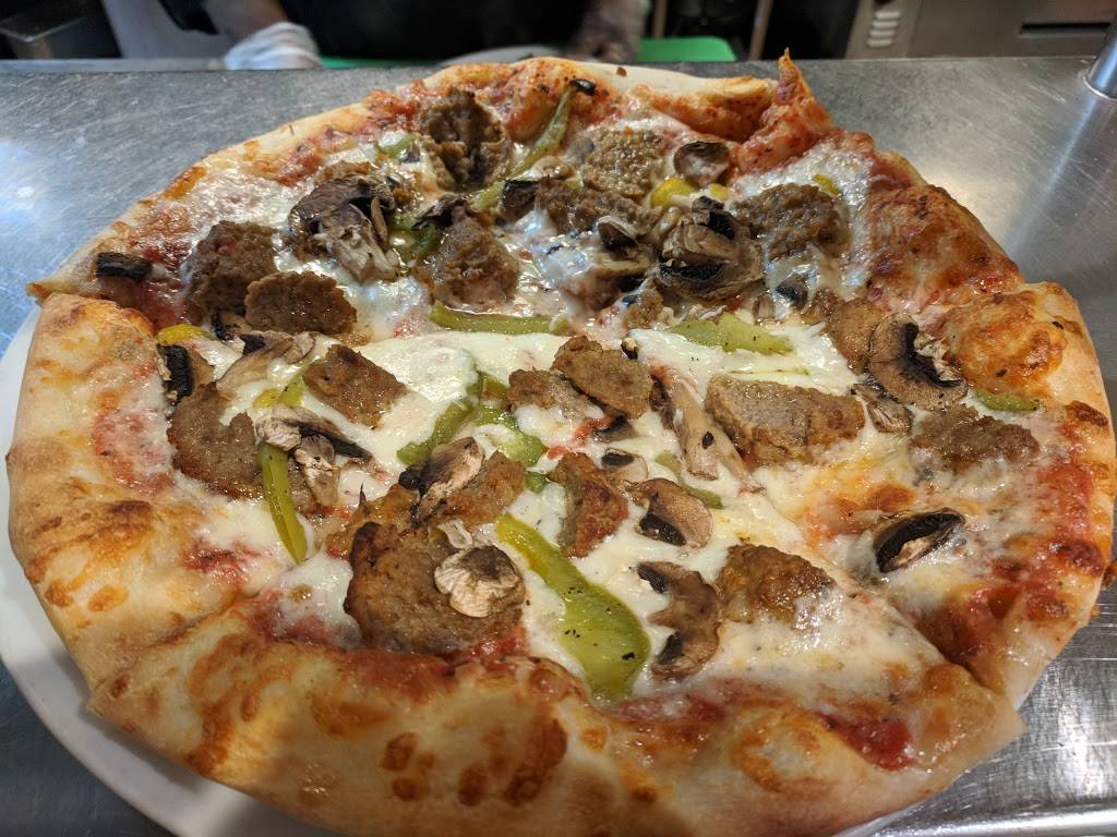 Vespuccis Pizza & Pasta | restaurant | 4805 Canton Rd #100, Marietta, GA 30066, USA | 7709281212 OR +1 770-928-1212