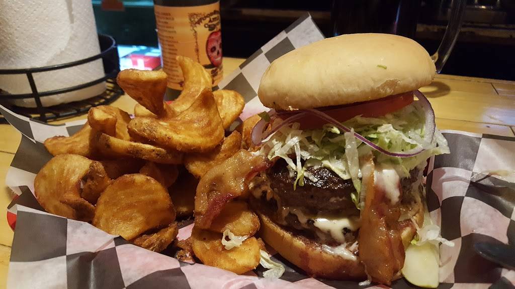 The Woodstone Deli | restaurant | 3500 Fort Henry Dr, Kingsport, TN 37664, USA | 4232459663 OR +1 423-245-9663