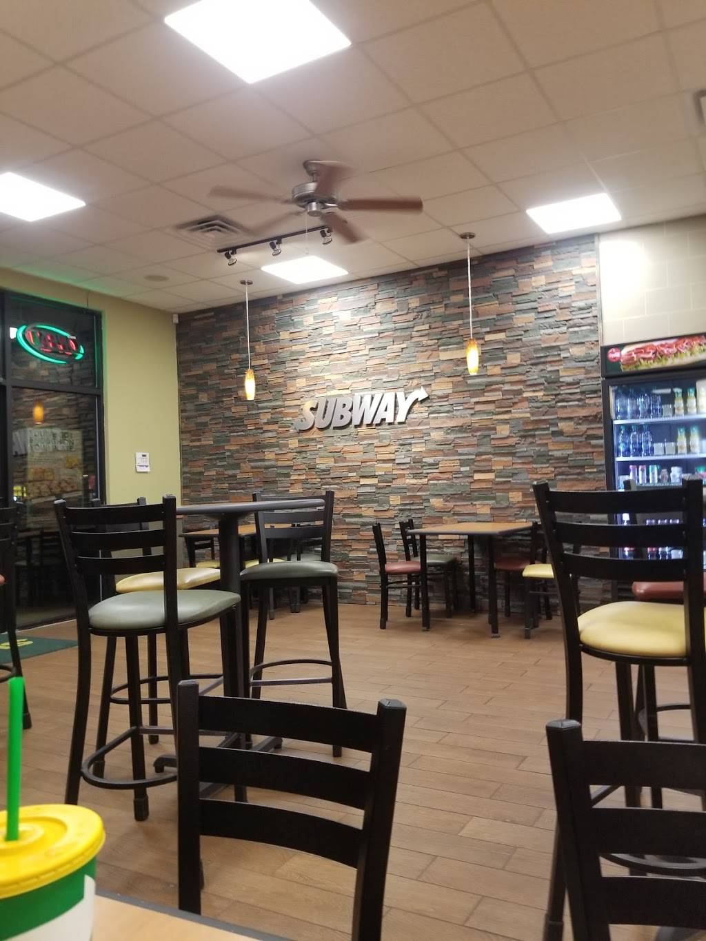 Subway Restaurants | restaurant | 833 Bethel St, Clover, SC 29710, USA | 8032221970 OR +1 803-222-1970