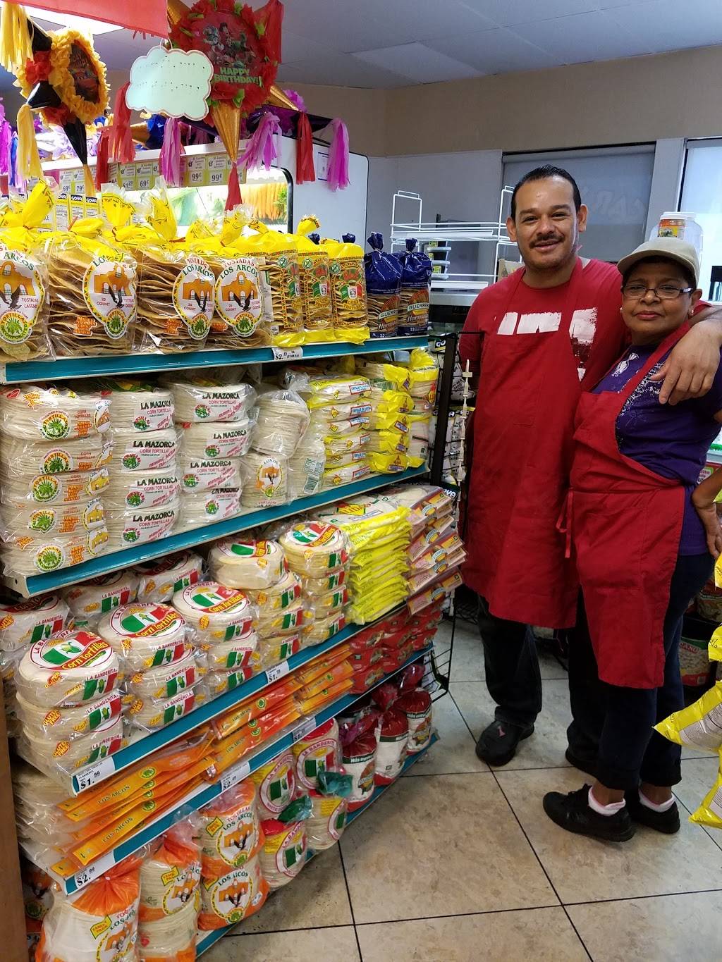 El Gordito Carniceria | restaurant | 5815 W Tropicana Ave, Las Vegas, NV 89103, USA | 7022212215 OR +1 702-221-2215