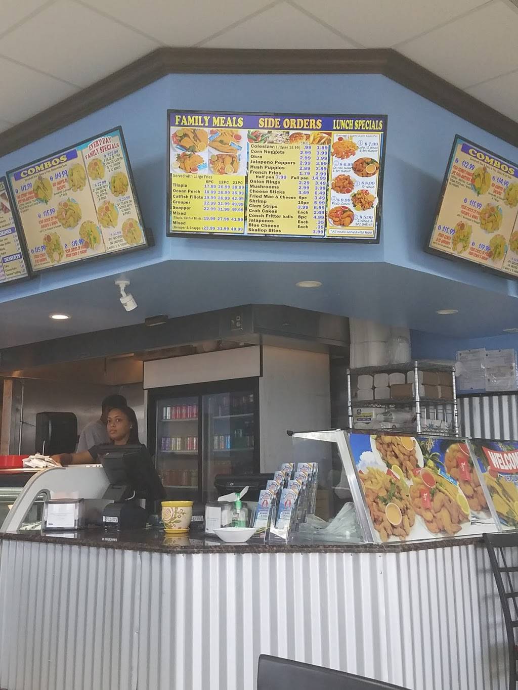 Hook Fish & Chicken | restaurant | 955 Sansburys Way STE 213, West Palm Beach, FL 33411, USA | 5612490070 OR +1 561-249-0070