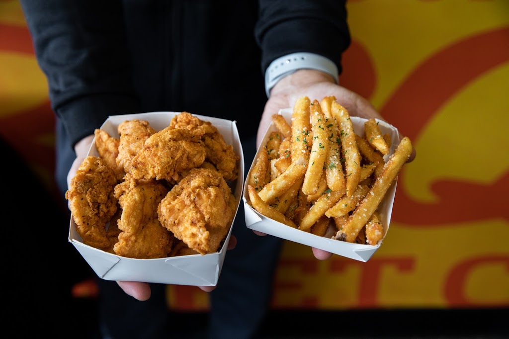 Wing Snob | restaurant | 1654 FM 423, Frisco, TX 75033, USA | 9729629464 OR +1 972-962-9464