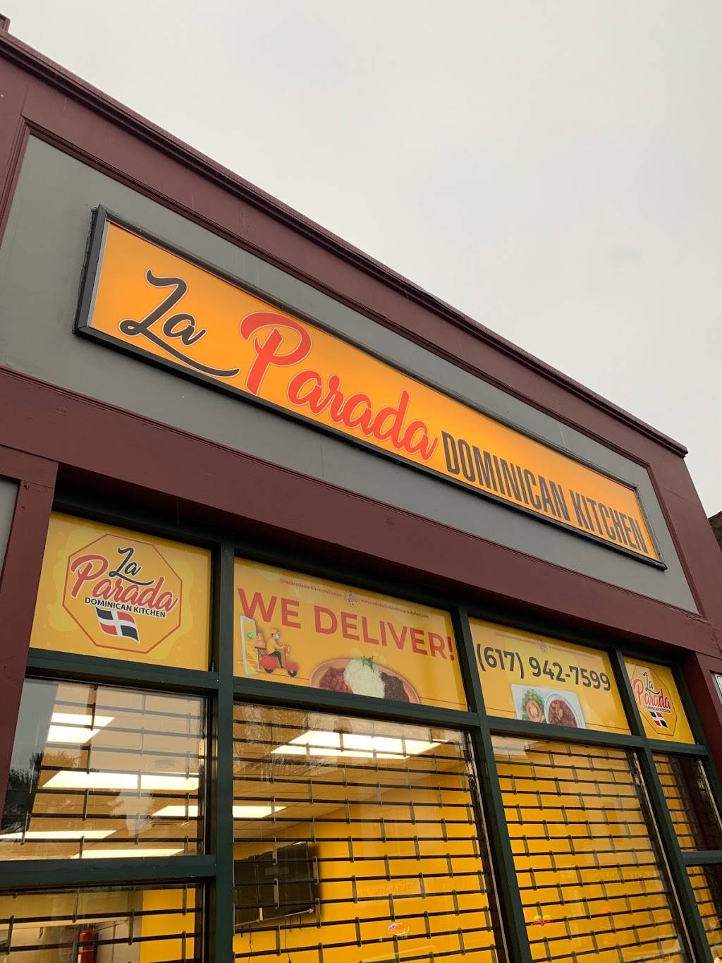 La Parada Dominican Kitchen | restaurant | 3094 Washington St, Boston, MA 02119, USA | 6179427599 OR +1 617-942-7599