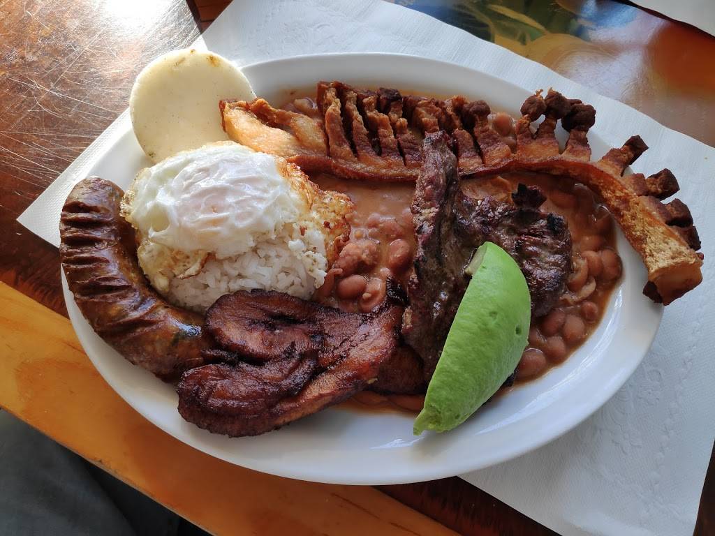 Mi Tierra Restaurant | restaurant | 828 St Clair Ave W, Toronto, ON M6C 1C1, Canada | 4166548886 OR +1 416-654-8886