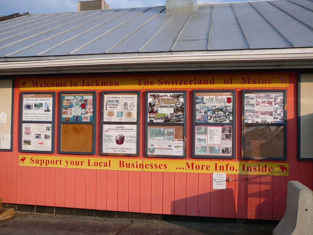 Bishops Store | meal takeaway | 464 Main St, Jackman, ME 04945, USA | 2076683411 OR +1 207-668-3411