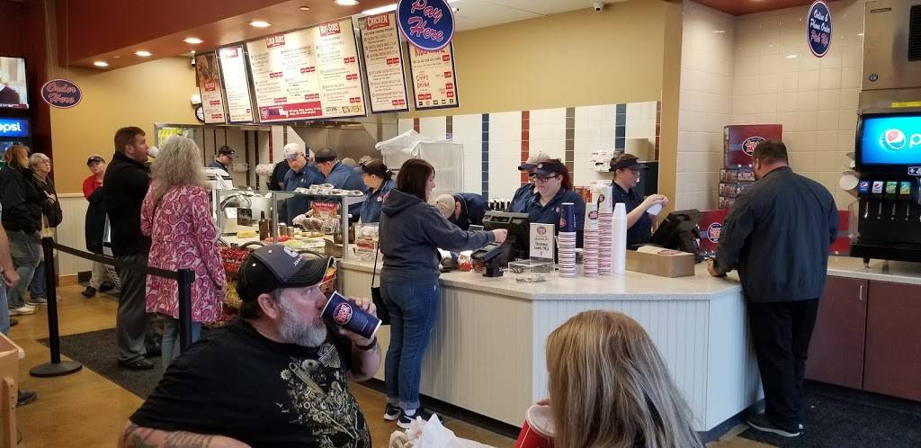 Jersey Mikes Subs | meal takeaway | 127 Bluebell Dr SW, New Philadelphia, OH 44663, USA | 3304406229 OR +1 330-440-6229