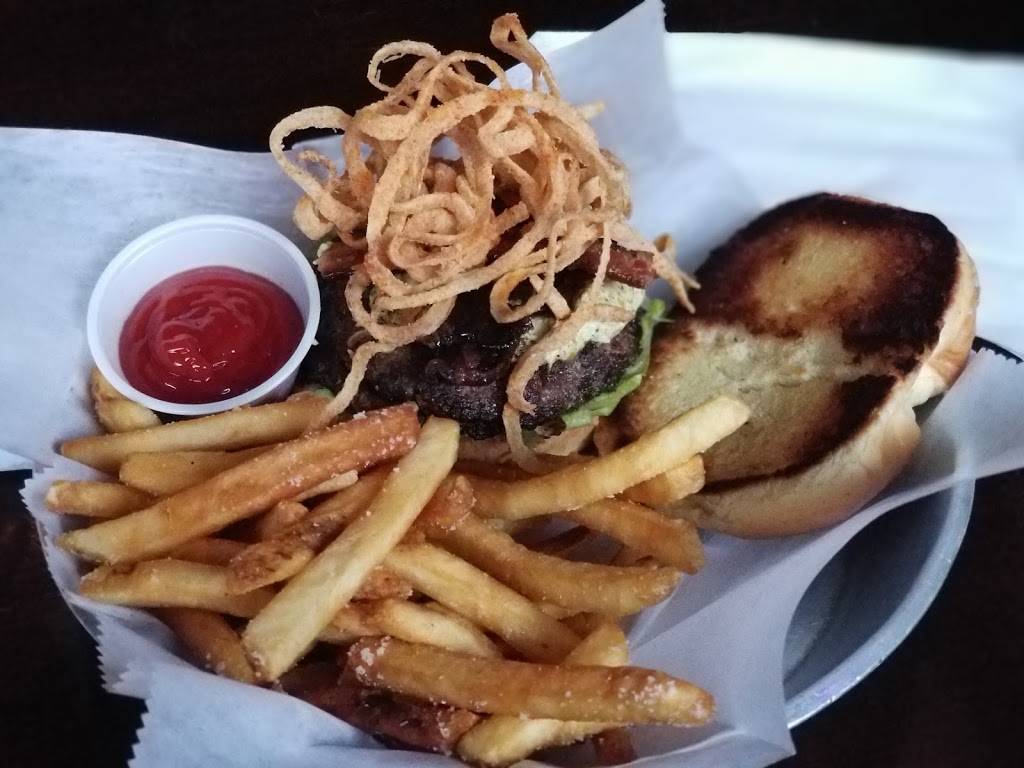 Parlay Social | restaurant | 249 W Short St, Lexington, KY 40507, USA | 8592441932 OR +1 859-244-1932