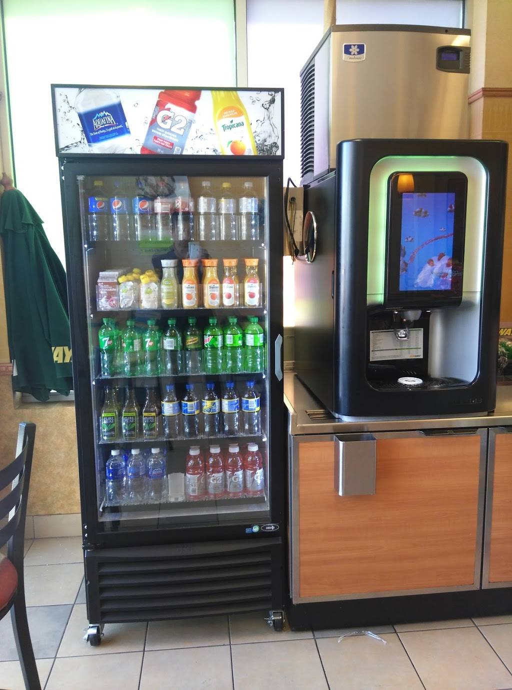 Subway | restaurant | Dongate Plaza, 751 Don Mills Rd Unit 1, North York, ON M3C 1S3, Canada | 4164225333 OR +1 416-422-5333