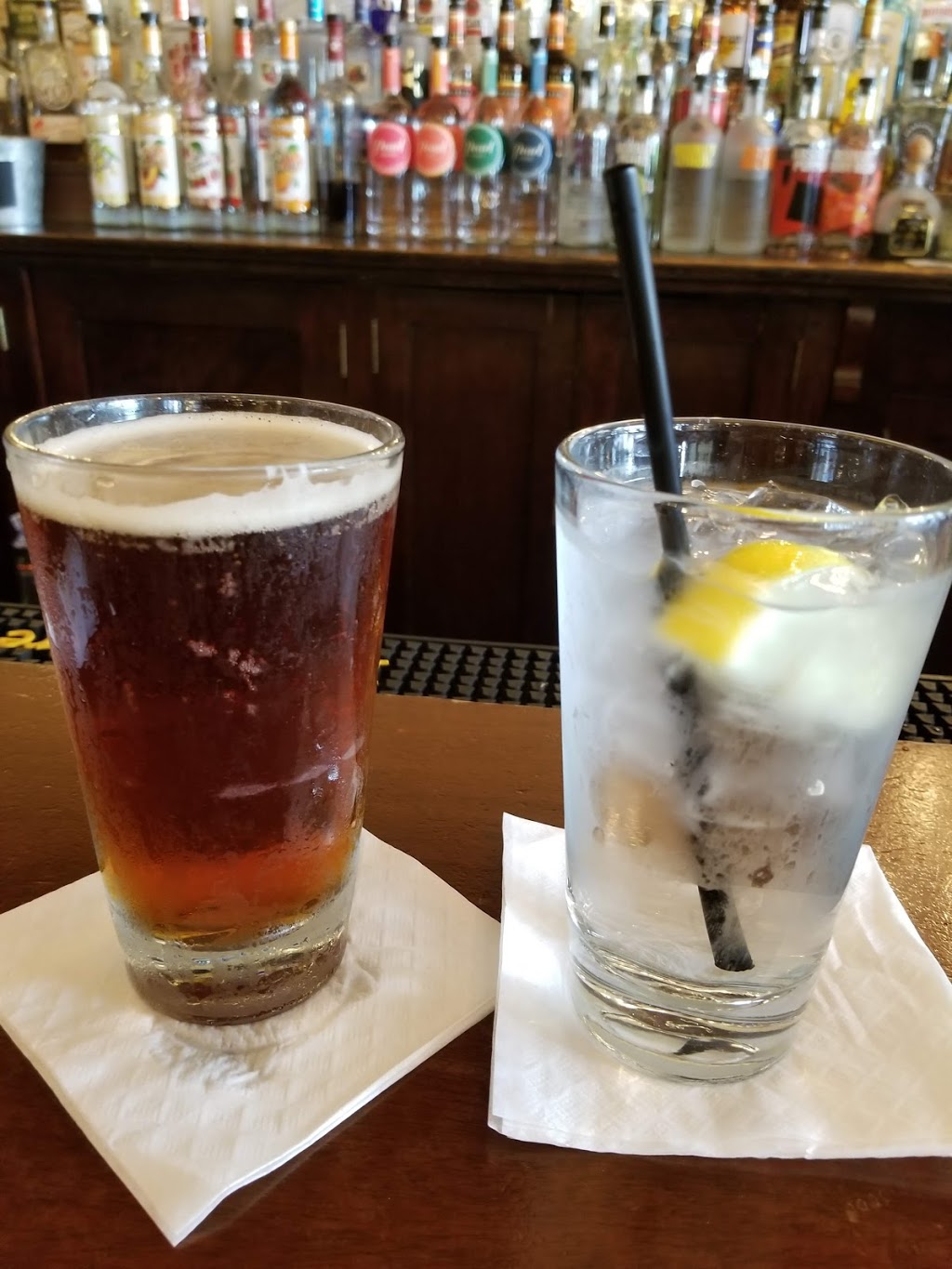 The Bulls Head Tavern | restaurant | 188 Monroe Ave NW, Grand Rapids, MI 49503, USA | 6164543580 OR +1 616-454-3580