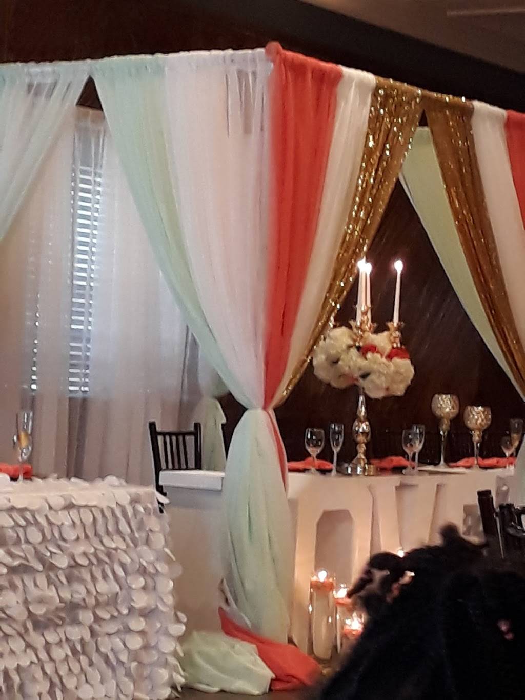 Woodhaven | restaurant | 1962 US-76, Marion, SC 29571, USA | 8434235900 OR +1 843-423-5900