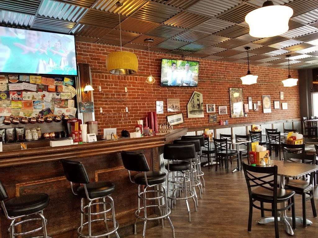 Wheel | restaurant | 201 W Market St, Pottsville, PA 17901, USA | 5706222700 OR +1 570-622-2700