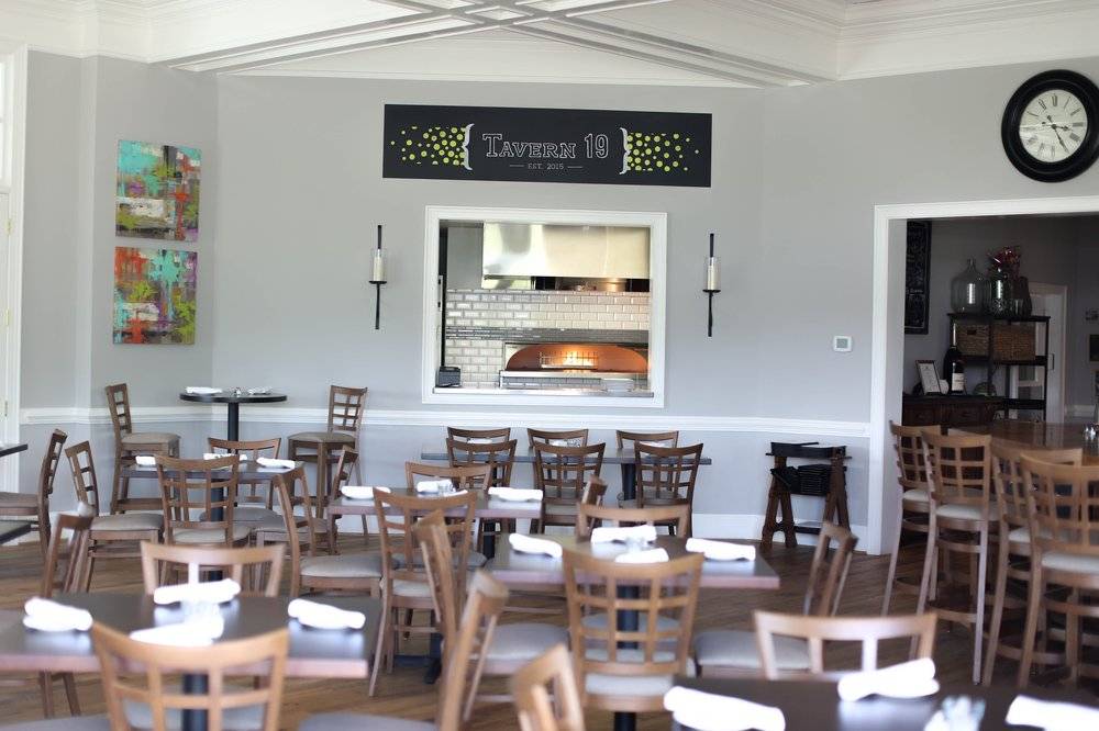 Tavern 19 | restaurant | 600 Founders Bridge Blvd, Midlothian, VA 23113, USA | 8046018611 OR +1 804-601-8611