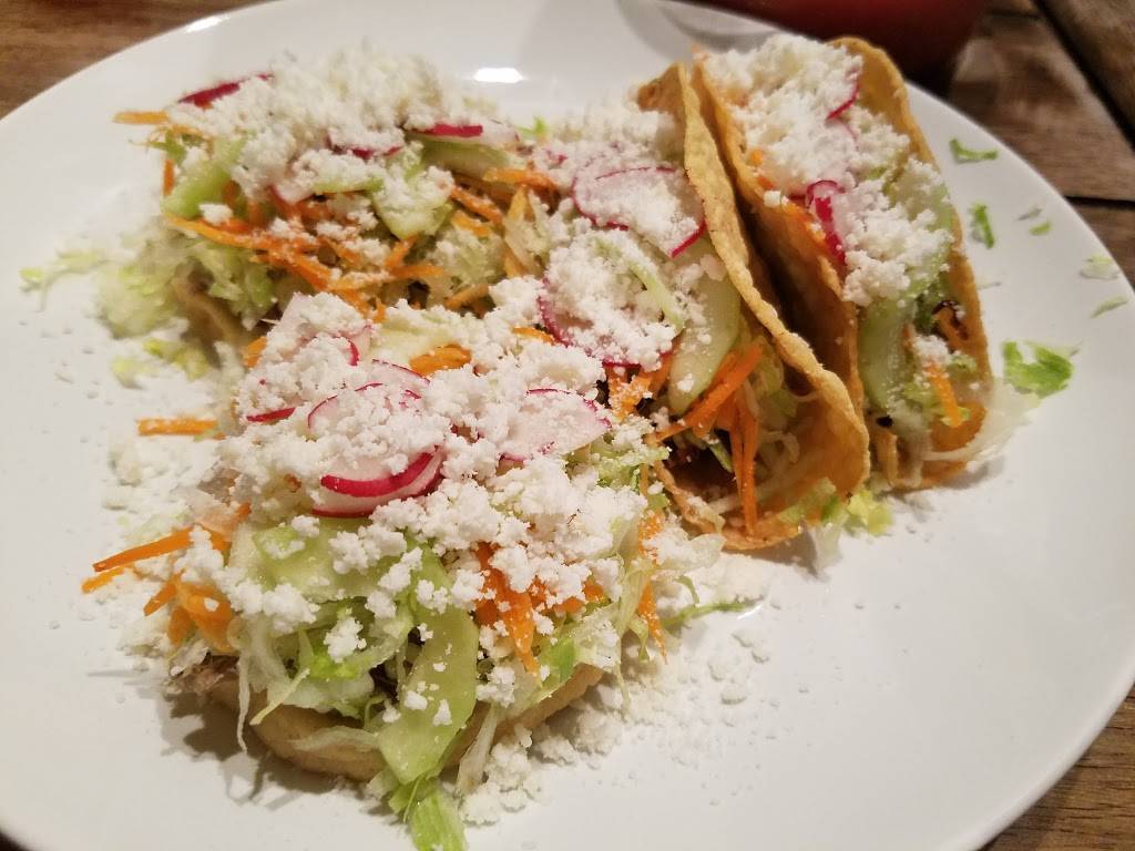 Amés Mexican Kitchen | restaurant | 1127 E Main St, Mesa, AZ 85203, USA | 6026895294 OR +1 602-689-5294