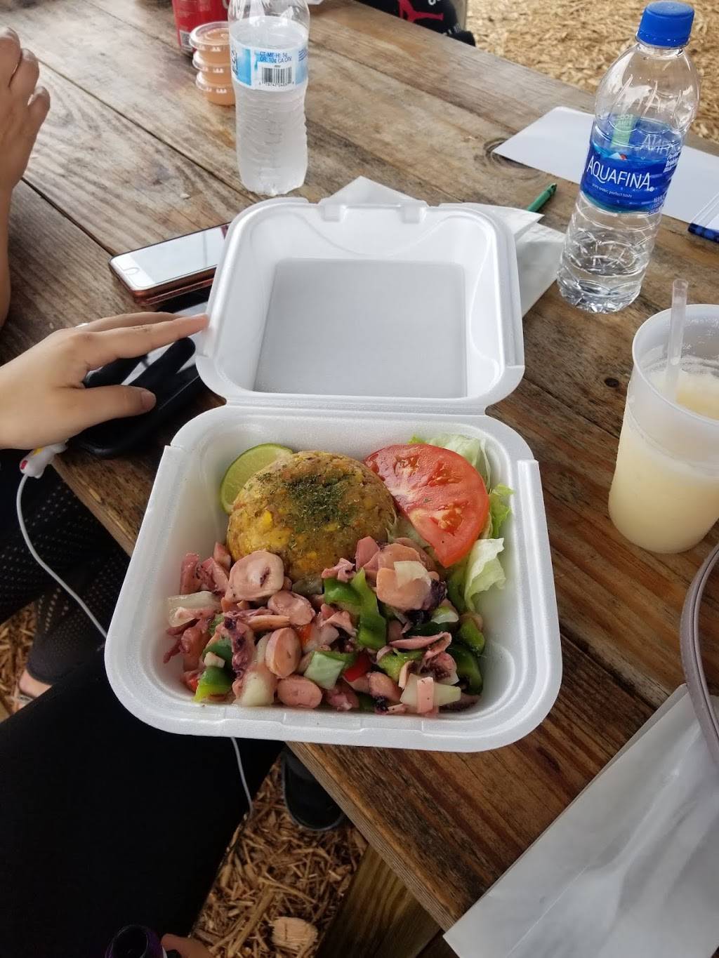 El Rincon Isleño | restaurant | 2255 U.S. Highway 17-92 North, Haines City, FL 33844, USA | 3214407507 OR +1 321-440-7507