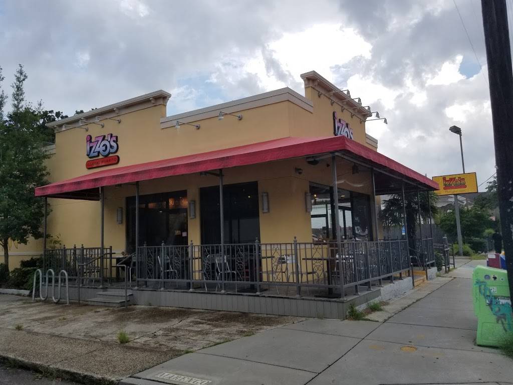 Izzos Illegal Burrito - Magazine St. | restaurant | 4041 Magazine St, New Orleans, LA 70115, USA | 5043022619 OR +1 504-302-2619