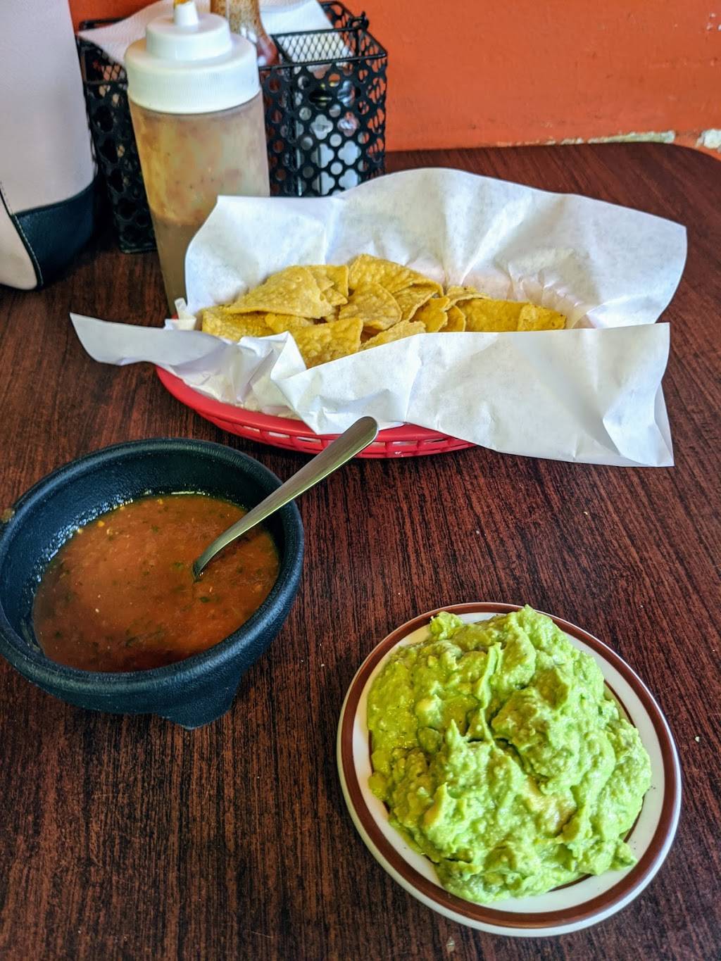 Malenas Taco Shop | restaurant | 620 W McGraw St, Seattle, WA 98119, USA | 2062840304 OR +1 206-284-0304