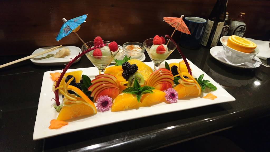 Blue Fin Sushi Bar | restaurant | 257 N El Camino Real, Encinitas, CA 92024, USA | 7604791555 OR +1 760-479-1555