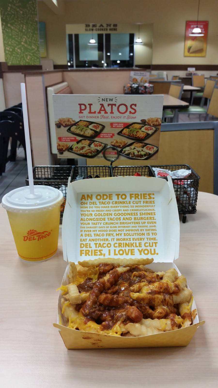 Del Taco | meal takeaway | 2804 Main St, San Diego, CA 92113, USA | 6192316883 OR +1 619-231-6883