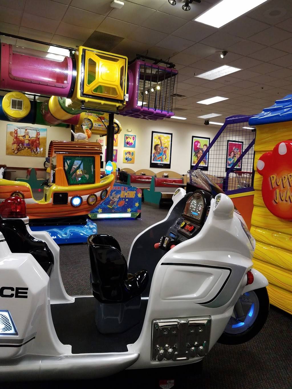 Chuck E. Cheese | restaurant | 139 Endicott St, Danvers, MA 01923, USA | 9787776274 OR +1 978-777-6274