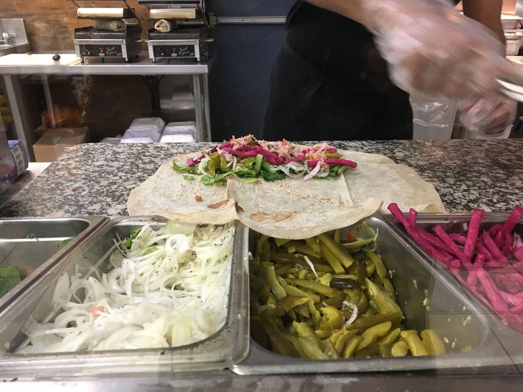 Flaming Stove | restaurant | 21 Davisville Ave, Toronto, ON M4S 1G3, Canada | 4166445051 OR +1 416-644-5051