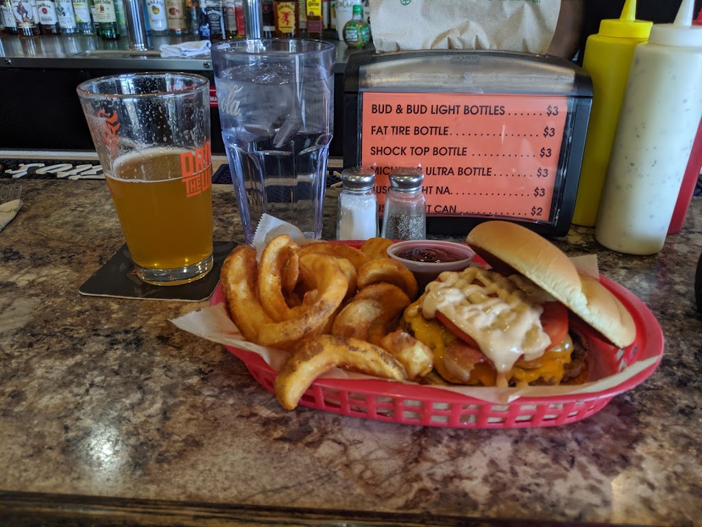 Graps Burgers & Brews | restaurant | 518 National St, Belle Fourche, SD 57717, USA | 6055680121 OR +1 605-568-0121