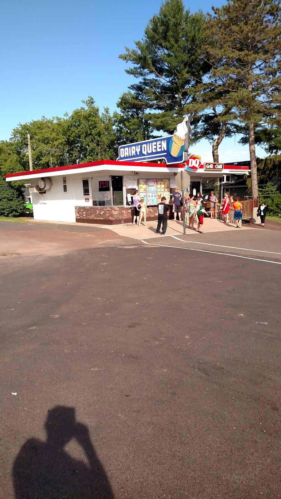 Dairy Queen | restaurant | 6896 S Lake Ave, Lake Nebagamon, WI 54849, USA | 7153742363 OR +1 715-374-2363