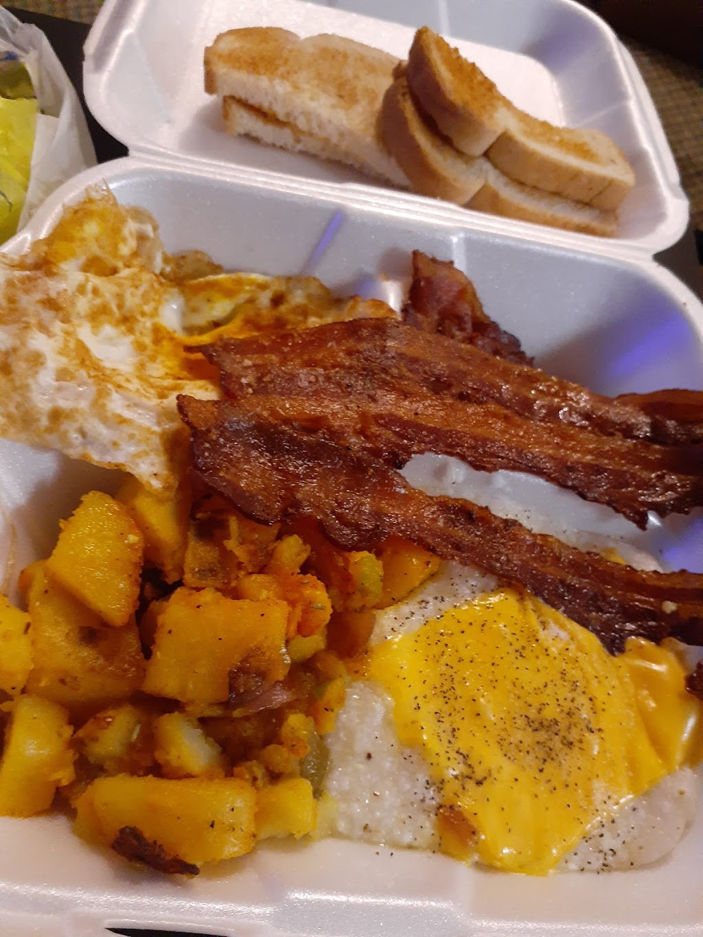 Café Express Homestyle | restaurant | 712 W Church St, Orlando, FL 32805, USA | 4078393914 OR +1 407-839-3914